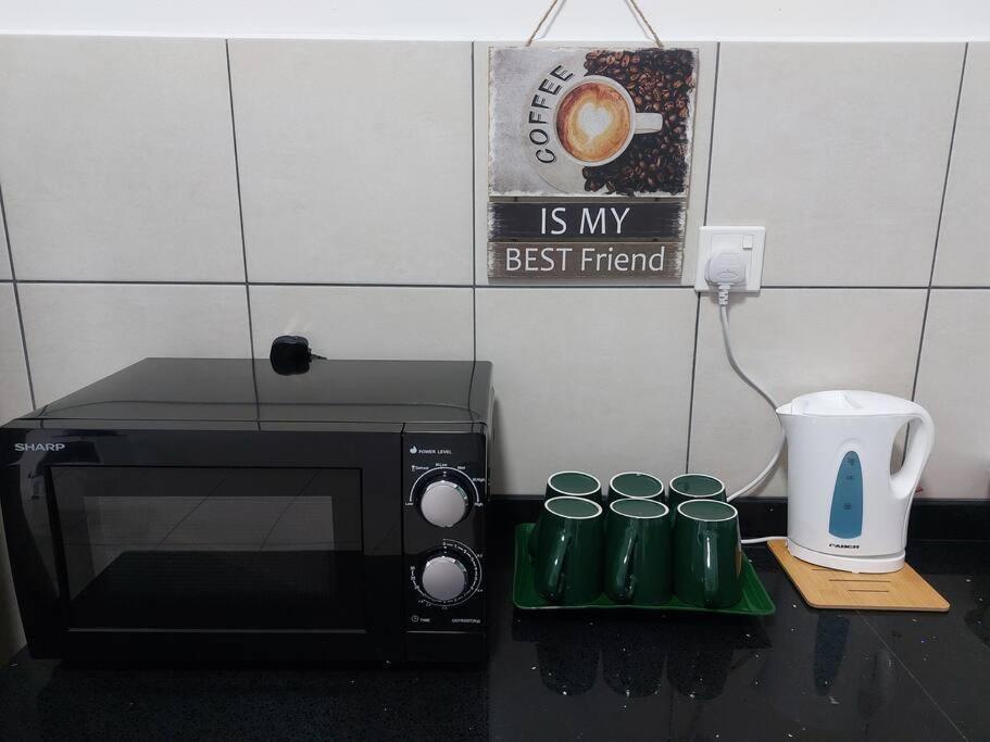 Bohemian 3 Bedroom -10 Mins To Mid Valley Pangsapuri